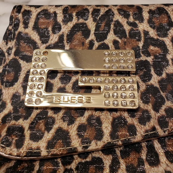 GUESS Leopard Print Clutch/Purse/Handbag - Picture 2 of 5